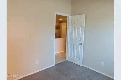 932 W Carter Road, Phoenix, AZ 85041 - Photo 19