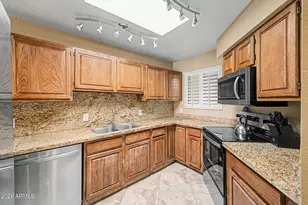 4718 W Sanna St, Glendale, AZ 85302 - Photo 11