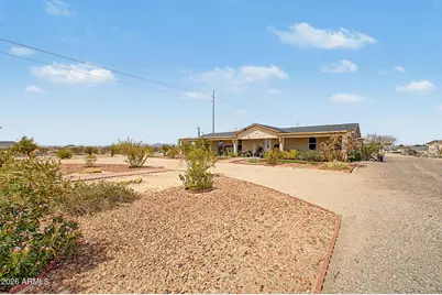 35430 W Steinway Drive, Arlington, AZ 85322 - Photo 5