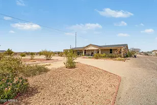 35430 W Steinway Dr, Arlington, AZ 85322 - Photo 5