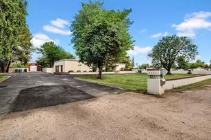 7531 N 31st Ave, Phoenix, AZ 85051 - Photo 3