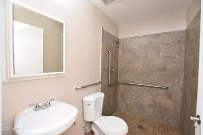 6301 W Earll Drive, Phoenix, AZ 85033 - Photo 15