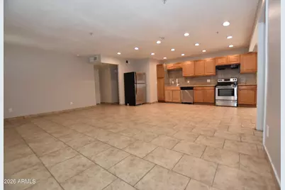 6301 W Earll Drive, Phoenix, AZ 85033 - Photo 5