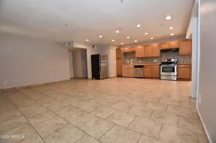 6301 W Earll Dr, Phoenix, AZ 85033 - Photo 5