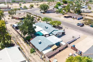 2233 N Sunset Dr, Mesa, AZ 85215 - Photo 43