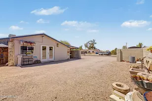 2233 N Sunset Dr, Mesa, AZ 85215 - Photo 31