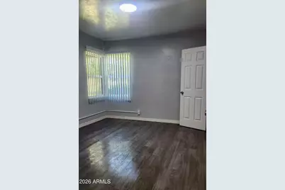 7561 N 27th Avenue, Phoenix, AZ 85051 - Photo 9
