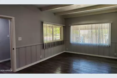 7561 N 27th Avenue, Phoenix, AZ 85051 - Photo 15