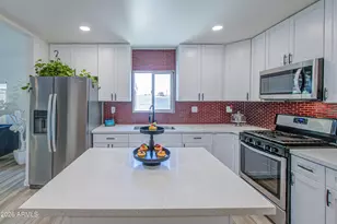 547 W Mahoney Ave, Mesa, AZ 85210 - Photo 11