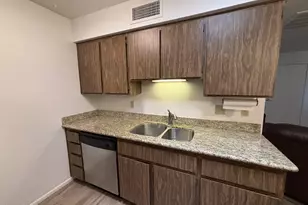 8131 N 107th Ave, Peoria, AZ 85345 - Photo 5