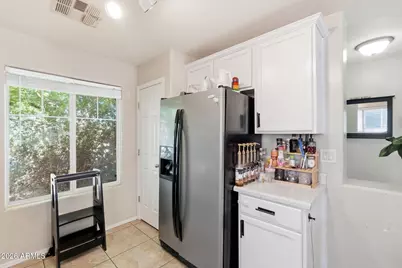 45359 W Desert Garden Road, Maricopa, AZ 85139 - Photo 9