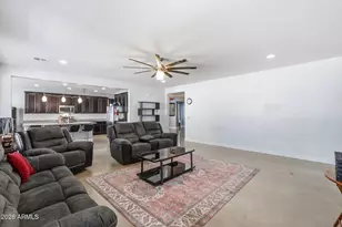 15582 W Cortez St, Surprise, AZ 85379 - Photo 9