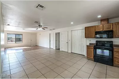2914 E Charleston Avenue, Phoenix, AZ 85032 - Photo 11