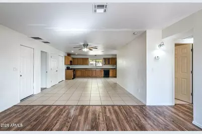 2914 E Charleston Avenue, Phoenix, AZ 85032 - Photo 9