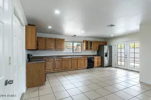 2914 E Charleston Ave, Phoenix, AZ 85032 - Photo 13