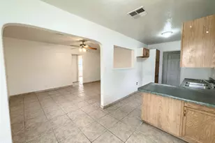 2517 E Culver St, Phoenix, AZ 85008 - Photo 11