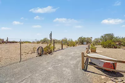 32510 N 165th Avenue, Surprise, AZ 85387 - Photo 15