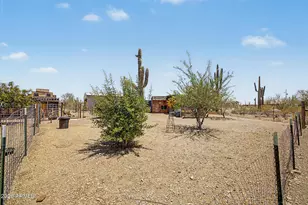 32510 N 165th Ave, Surprise, AZ 85387 - Photo 11