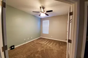 4068 W Crescent Rd, San Tan Valley, AZ 85144 - Photo 11