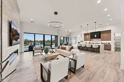 1644 E Creek Canyon Road, Phoenix, AZ 85086 - Photo 15