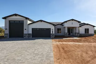1644 E Creek Canyon Rd, Phoenix, AZ 85086 - Photo 1