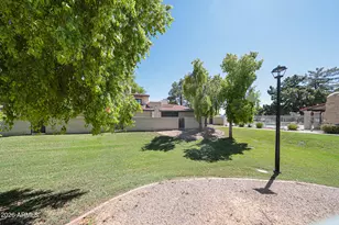 1718 S Longmore St, Mesa, AZ 85202 - Photo 31