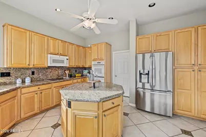 4173 E Walnut Road, Gilbert, AZ 85298 - Photo 17