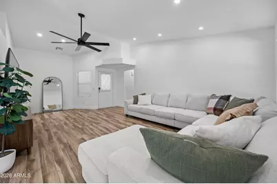 7425 W Ocotillo Road, Glendale, AZ 85303 - Photo 11