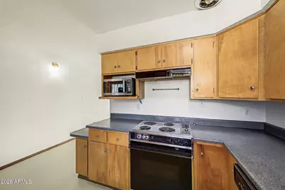 450 W Earll Drive #15, Phoenix, AZ 85013 - Photo 15