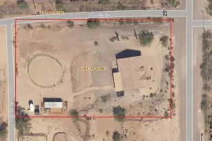 305 W Leann Ln, New River, AZ 85087 - Photo 39