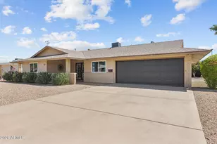 10944 W Saratoga Cir, Sun City, AZ 85351 - Photo 35