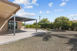 10944 W Saratoga Cir, Sun City, AZ 85351 - Photo 31