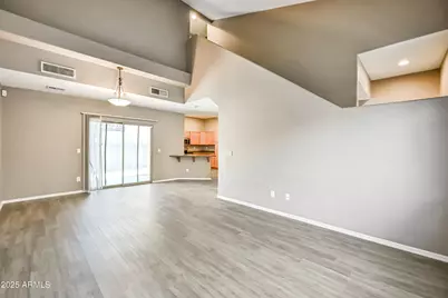 8053 W Waltann Lane, Peoria, AZ 85382 - Photo 5