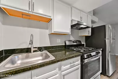 3025 N 32nd Street #Apt 50, Phoenix, AZ 85018 - Photo 7
