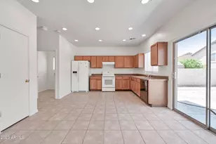 630 E Dekalb Ln, Phoenix, AZ 85040 - Photo 5