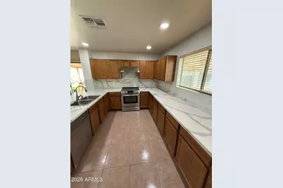 9518 N 82nd Glen, Peoria, AZ 85345 - Photo 3