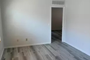 9518 N 82nd Glen, Peoria, AZ 85345 - Photo 11