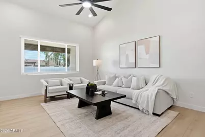 129 E Citation Lane, Tempe, AZ 85284 - Photo 9