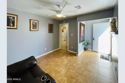 3720 W Mauna Loa Lane #Studio, Phoenix, AZ 85053 - Photo 7