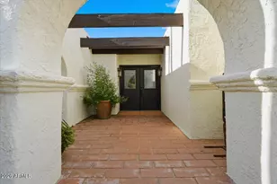 8956 E Venus Dr, Carefree, AZ 85377 - Photo 13