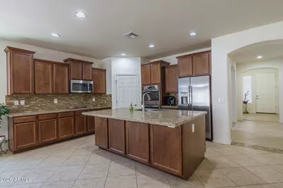 27005 N 81st Avenue, Peoria, AZ 85383 - Photo 7