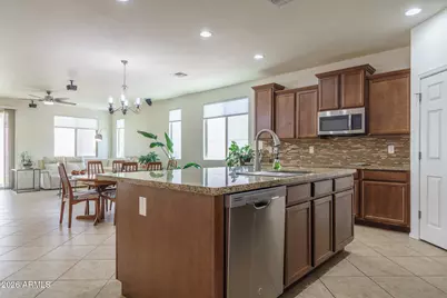27005 N 81st Avenue, Peoria, AZ 85383 - Photo 5