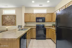 16132 W Sun Prairie Ln, Surprise, AZ 85374 - Photo 13