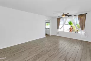 3904 E Sahuaro Dr, Phoenix, AZ 85028 - Photo 3