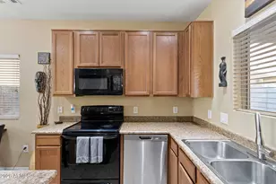 319 S Travis, Mesa, AZ 85208 - Photo 9