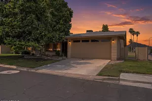 12166 S Shoshoni Dr, Phoenix, AZ 85044 - Photo 3
