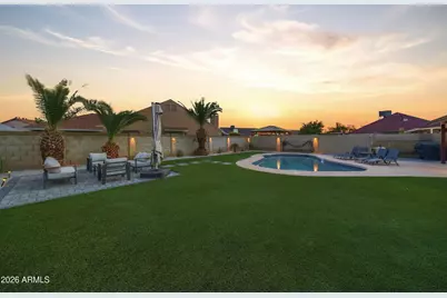 10007 W Meadowbrook Avenue, Phoenix, AZ 85037 - Photo 1