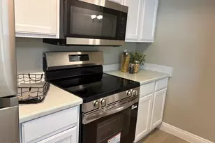 461 W Holmes Ave, Mesa, AZ 85210 - Photo 3