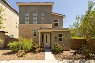 1304 N Zane Dr, Chandler, AZ 85226 - Photo 1