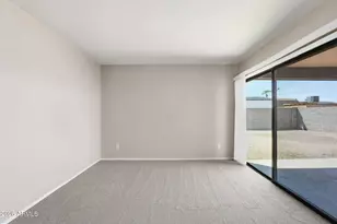 1323 W Morrow Dr, Phoenix, AZ 85027 - Photo 17
